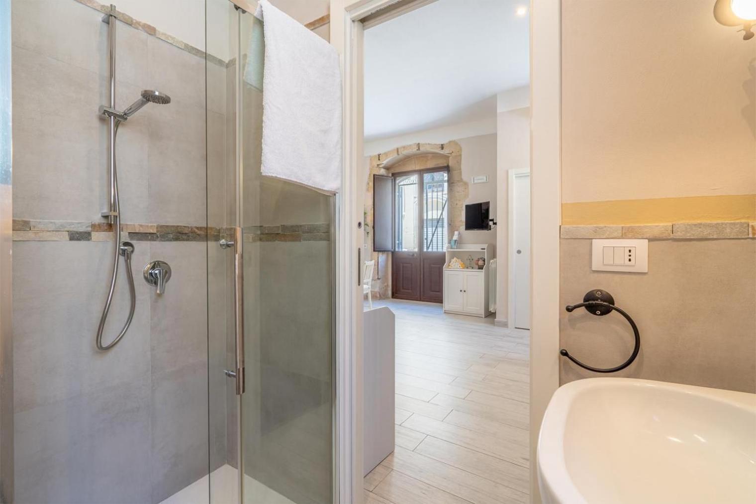 Casa Lukia Apartment Сиракуза Екстериор снимка
